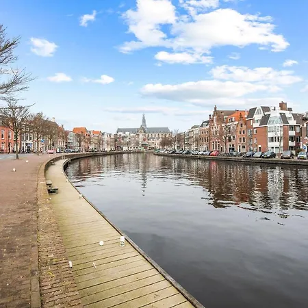 Апартаменты Turfhuys Aan Het Spaarne