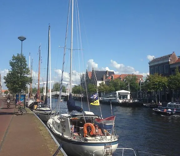 Апартаменты Turfhuys Aan Het Spaarne